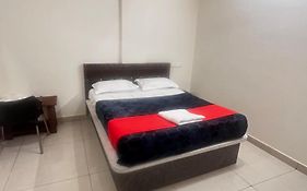 Raj Comfort Inn 2*